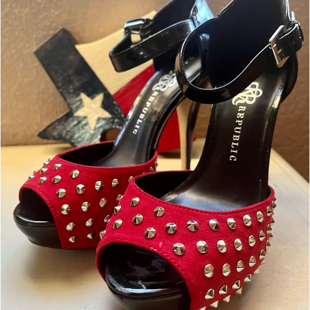Rock & Republic 4inch platform heels